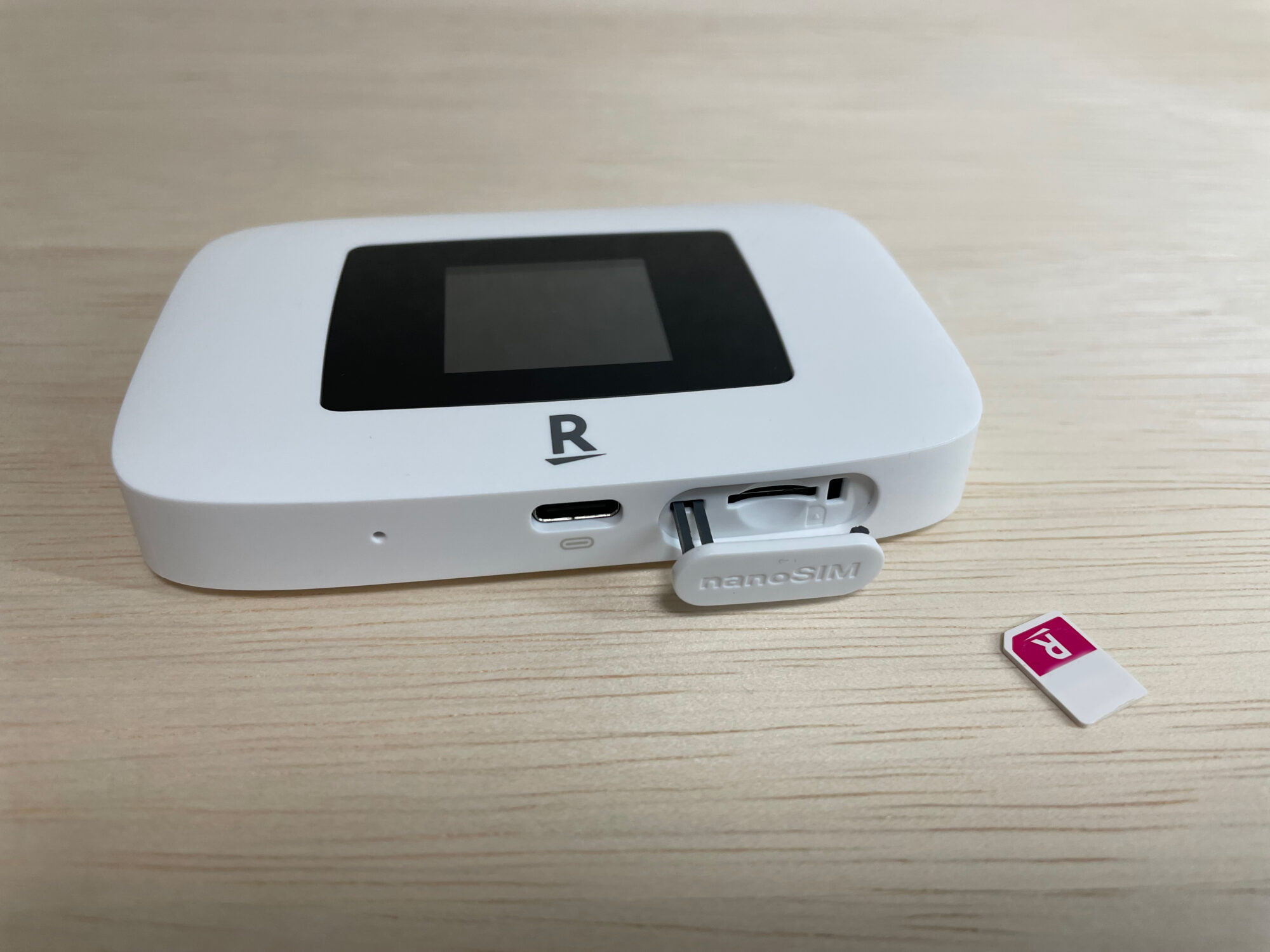 Rakuten WiFi Pocket Platinum